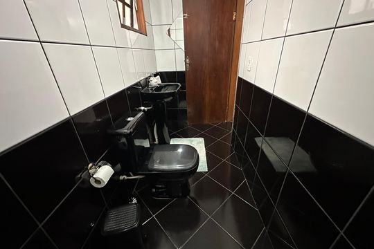 Banheiro 2 de casa para alugar com 3 quartos, 120m² em Jardim Florida, Barueri