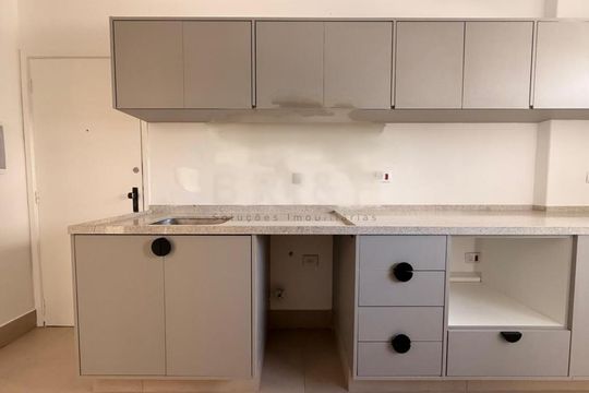 Apartamento à venda com 3 quartos, 86m² em Vila Olímpia, São Paulo
