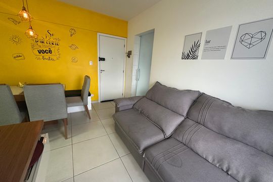 Sala de apartamento para alugar com 2 quartos, 54m² em Vila Cascatinha, São Vicente