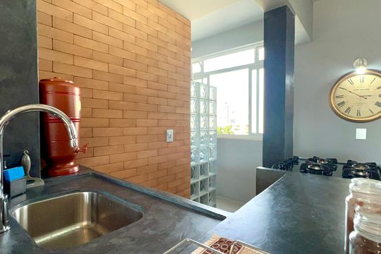 Cozinha de apartamento à venda com 2 quartos, 74m² em Sumaré, São Paulo