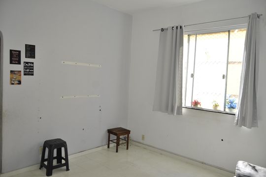 Sala de apartamento à venda com 2 quartos, 64m² em Pilares, Rio de Janeiro