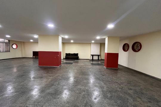Área comum de apartamento para alugar com 2 quartos, 85m² em Copacabana, Rio de Janeiro