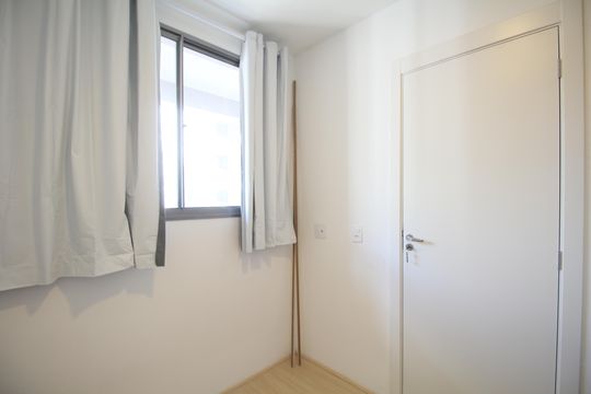 Quarto 1 de apartamento para alugar com 2 quartos, 39m² em Vila Andrade, São Paulo