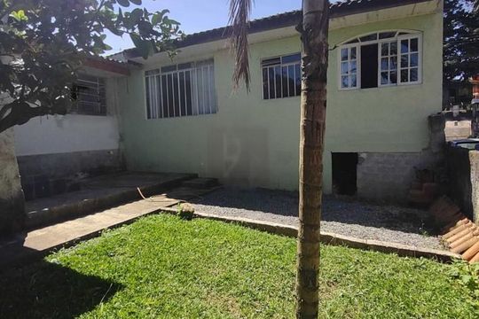Casa à venda com 3 quartos, 200m² em Cachoeira, Curitiba