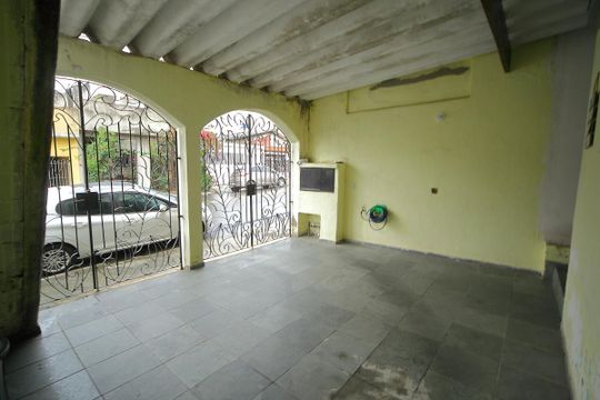 Garagem  de casa à venda com 5 quartos, 197m² em Jardim Claudia, São Bernardo do Campo