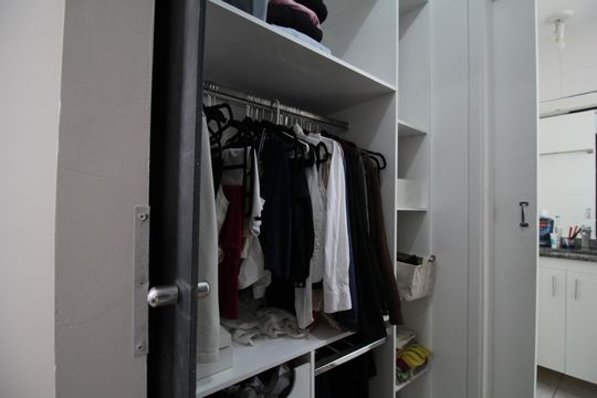  Closet  de apartamento para alugar com 2 quartos, 102m² em Jardim Monte Kemel, São Paulo