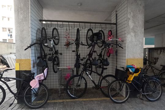 Área Comum - Bicicletário de apartamento para alugar com 1 quarto, 50m² em Aparecida, Santos