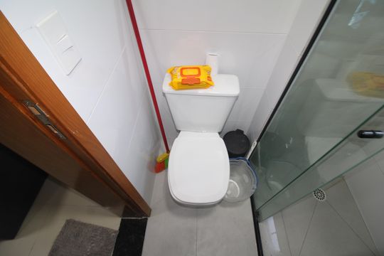 Banheiro de apartamento à venda com 1 quarto, 239m² em Vila Isolina Mazzei, São Paulo