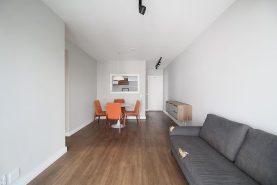 Sala de apartamento à venda com 3 quartos, 75m² em Super Quadra Morumbi, São Paulo