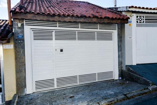 Fachada de casa para alugar com 3 quartos, 200m² em Jardim do Papai, Guarulhos