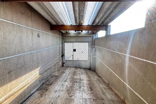 Garagem de casa para alugar com 3 quartos, 110m² em Jardim Santo André, Santo André