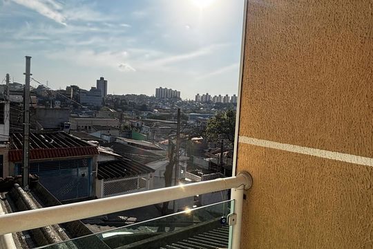 Suite Varanda de casa para alugar com 3 quartos, 110m² em Jardim Santo André, Santo André