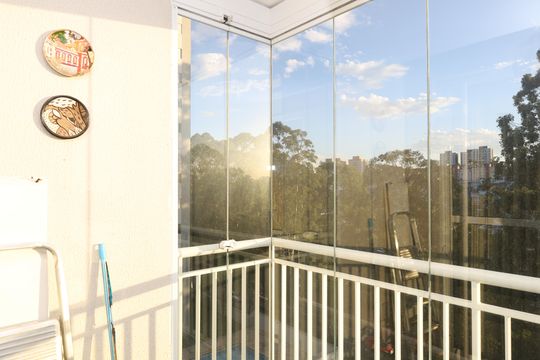 Varanda de apartamento à venda com 2 quartos, 56m² em Vila Santana, São Paulo