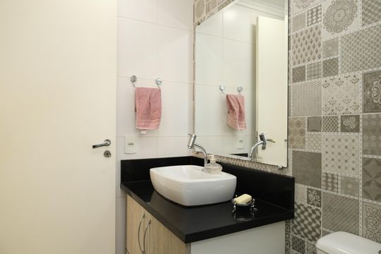 Banheiro 1 - Suíte de apartamento à venda com 2 quartos, 56m² em Vila Santana, São Paulo