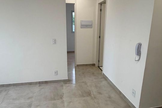 Sala de apartamento para alugar com 2 quartos, 42m² em Vila Silvia, São Paulo
