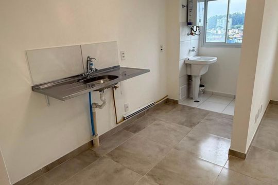 Cozinha de apartamento para alugar com 2 quartos, 42m² em Vila Silvia, São Paulo