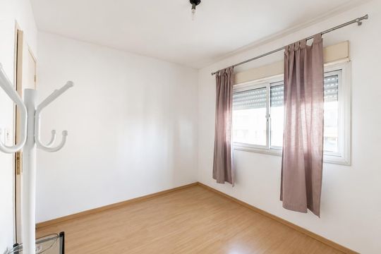 Quarto de apartamento para alugar com 2 quartos, 59m² em Morro do Espelho, São Leopoldo