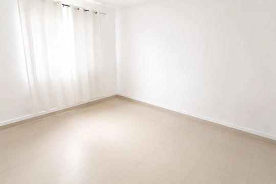 Quarto de apartamento à venda com 2 quartos, 38m² em Sarandi, Porto Alegre