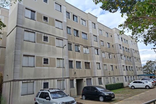 Fachada do bloco de apartamento para alugar com 2 quartos, 45m² em Água Chata, Guarulhos