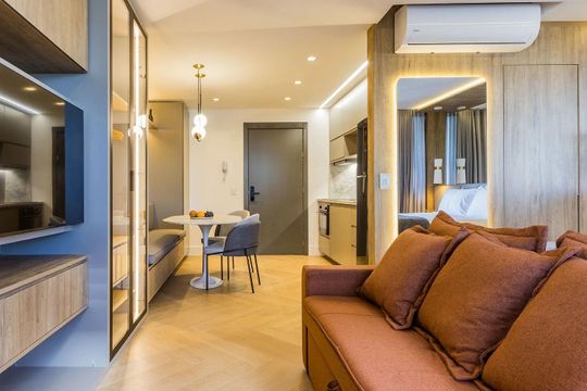 Sala de kitnet/studio à venda com 1 quarto, 28m² em Três Figueiras, Porto Alegre