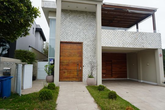Casa de Condomínio à venda com 4 quartos, 475m² em Cidade Tamboré, Santana de Parnaíba