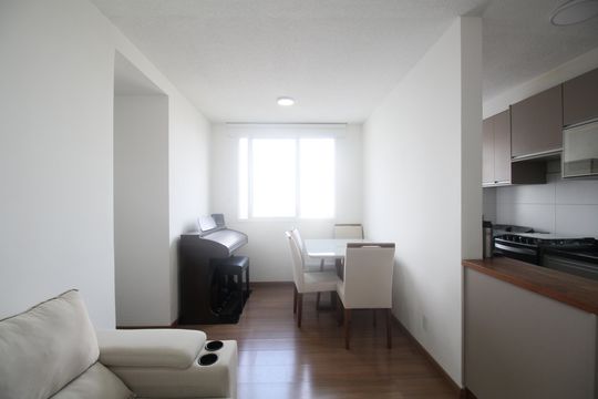 Apartamento para alugar com 2 quartos, 43m² em Jardim Monte Alegre, Taboão da Serra