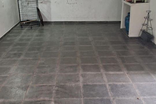 Área externa de casa à venda com 2 quartos, 130m² em Olímpico, São Caetano do Sul