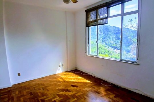 Sala de apartamento para alugar com 2 quartos, 56m² em Santa Teresa, Rio de Janeiro
