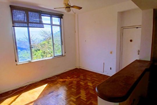Apartamento para alugar com 2 quartos, 56m² em Santa Teresa, Rio de Janeiro