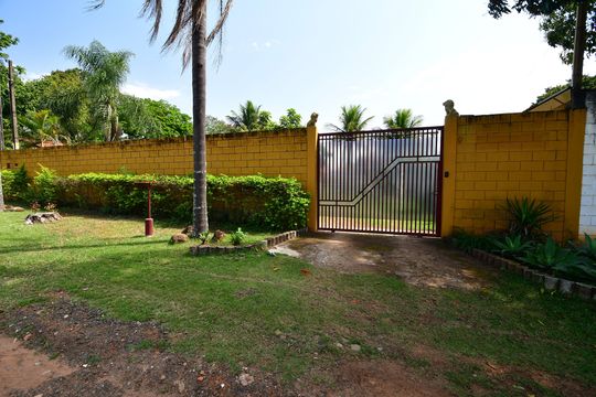 Fachada de casa à venda com 3 quartos, 260m² em Loteamento Alphaville Campinas, Campinas