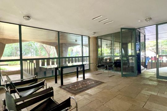 Hall de entrada de apartamento para alugar com 3 quartos, 174m² em Jardim Paulista, São Paulo