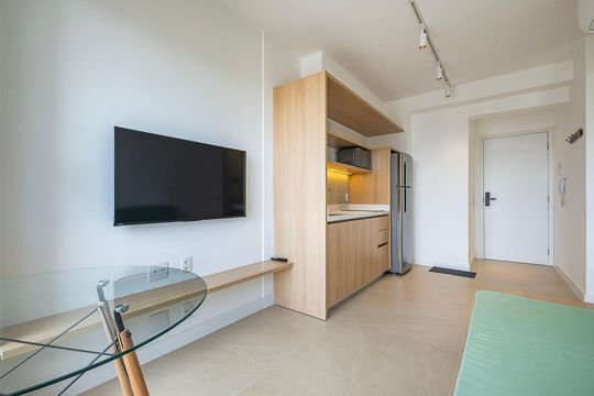 Sala/Cozinha de apartamento para alugar com 1 quarto, 30m² em Pinheiros, São Paulo