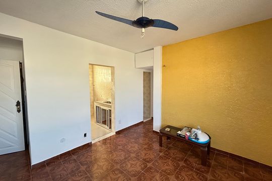 Sala de apartamento à venda com 2 quartos, 45m² em Inhaúma, Rio de Janeiro