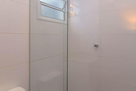Banheiro de apartamento à venda com 2 quartos, 42m² em Vila Morse, São Paulo