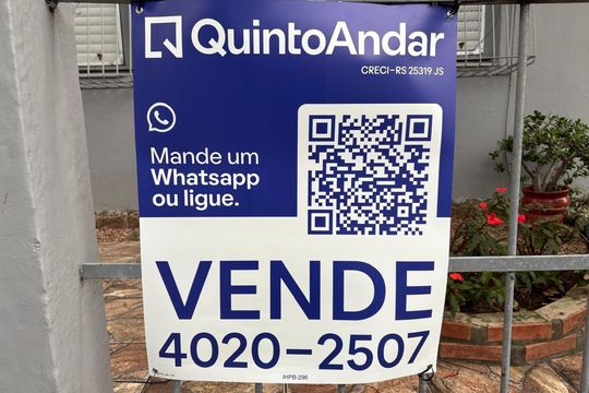 Plaquinha Instalada código IHPB-296 de apartamento à venda com 2 quartos, 56m² em São Sebastião, Porto Alegre