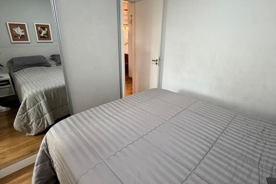 Quarto de apartamento à venda com 3 quartos, 80m² em Vila Bertioga, São Paulo