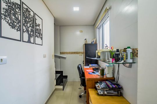 Sala de apartamento à venda com 2 quartos, 80m² em Jardim Santo André, Santo André