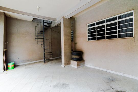Garagem de casa à venda com 3 quartos, 119m² em Picanço, Guarulhos