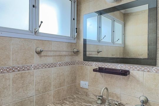 Banheiro social de apartamento para alugar com 4 quartos, 273m² em Jardim Morumbi, São Paulo