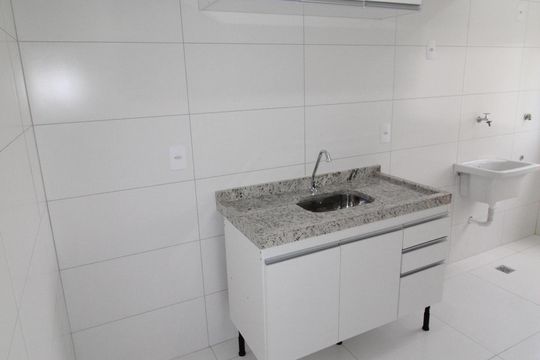 Cozinha de apartamento para alugar com 2 quartos, 52m² em Parque Residencial Flamboyant, São José dos Campos