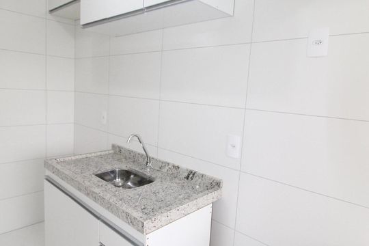 Cozinha de apartamento para alugar com 2 quartos, 52m² em Parque Residencial Flamboyant, São José dos Campos