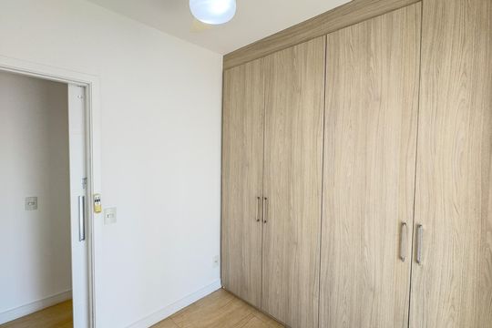 Quarto 2 de apartamento para alugar com 2 quartos, 72m² em Jardim das Acacias, São Paulo
