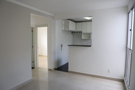 Sala de apartamento à venda com 2 quartos, 47m² em Diamante, Contagem