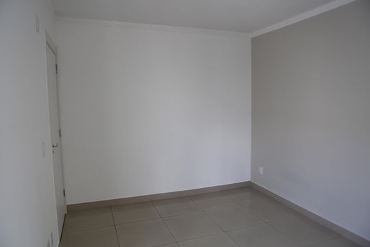 Sala de apartamento à venda com 2 quartos, 47m² em Diamante, Contagem