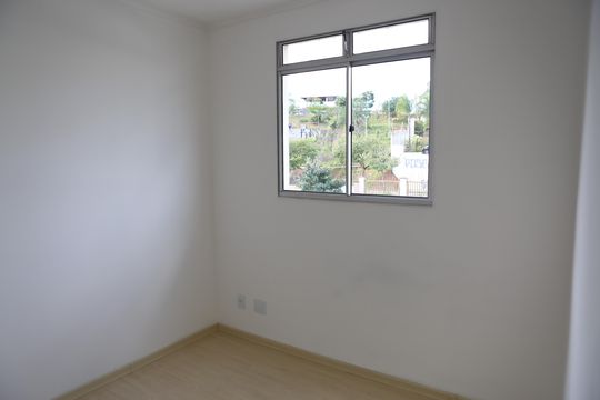 Quarto 2 de apartamento à venda com 2 quartos, 47m² em Diamante, Contagem