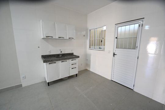 Casa de Condomínio para alugar com 2 quartos, 60m² em Jardim Imperial, Aparecida de Goiânia