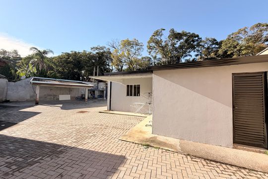 2 edículas de casa à venda com 4 quartos, 128m² em Chácara Morada Mediterrânea, Jundiaí