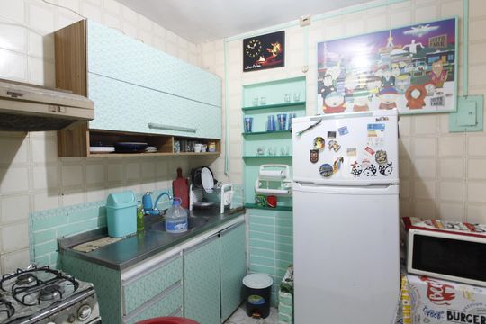 Cozinha de casa de condomínio para alugar com 4 quartos, 84m² em Peró, Cabo Frio