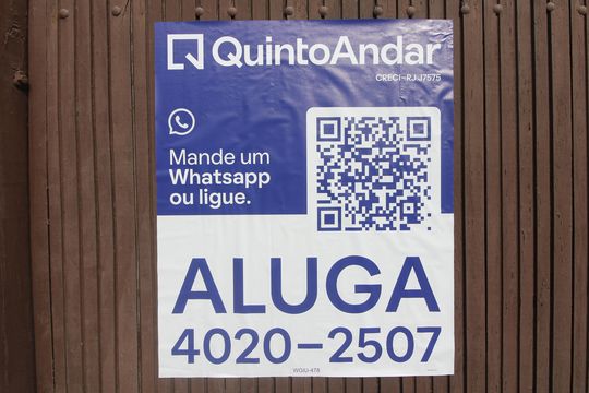 Fachada de casa de condomínio para alugar com 4 quartos, 84m² em Peró, Cabo Frio