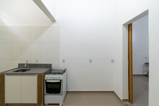 Sala/Cozinha de casa para alugar com 1 quarto, 37m² em Parque Jabaquara, São Paulo